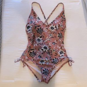 Cute Swimsuit!